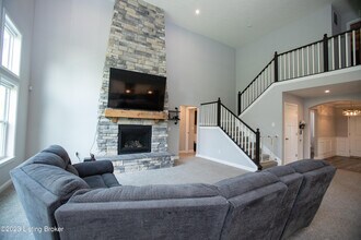 454 Copper Creek Dr in Mount Washington, KY - Building Photo - Building Photo