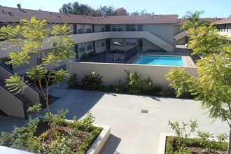 Beadnell Village in San Diego, CA - Building Photo - Building Photo