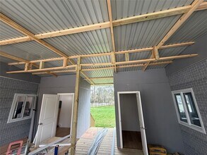 15435 Esther Dr in Conroe, TX - Building Photo - Building Photo