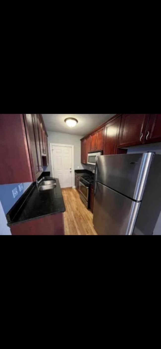 4556 W George St, Unit 2 in Chicago, IL - Building Photo - Building Photo