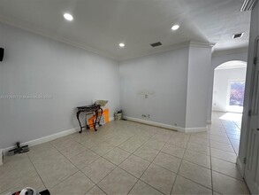 5019 SW 140th Terrace in Miramar, FL - Building Photo - Building Photo