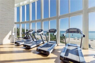 16001 Collins Ave, Unit 1604 in Sunny Isles Beach, FL - Building Photo - Building Photo