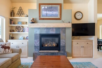 2022 Creek Resort Cir in Driggs, ID - Building Photo - Building Photo