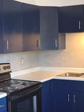 5421 Bermuda Dr, Unit B.  1st  Flr. in St. Louis, MO - Foto de edificio - Building Photo