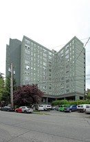 Greenlake Plaza Apartments