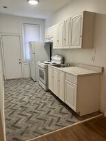4946 N Broad St, Unit 3R in Philadelphia, PA - Building Photo