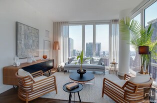 East 44th Street, Unit 16L in New York, NY - Building Photo