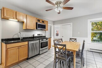 136 Nash St in New Haven, CT - Building Photo - Building Photo