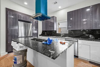 1044 Grant Way SE in Atlanta, GA - Building Photo - Building Photo