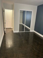 2 Superior Ave in Toronto, ON - Building Photo - Building Photo