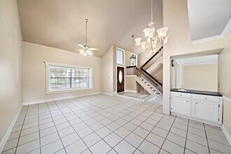 7803 Goldengrove Dr in Spring, TX - Building Photo - Building Photo