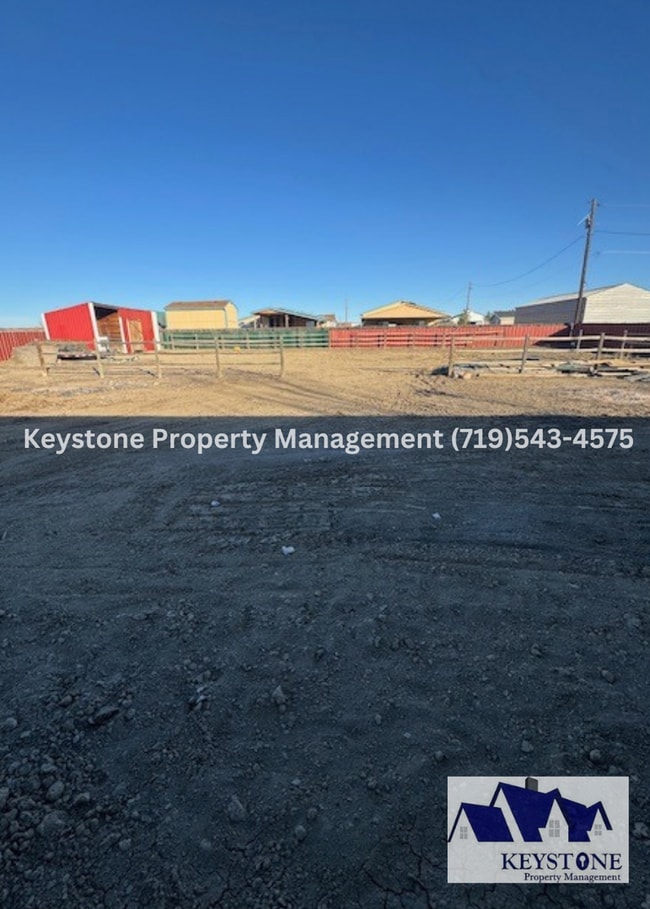 2220 Aquarius St in Pueblo, CO - Building Photo - Building Photo