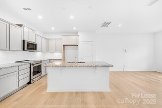 9008 Clayton Aly in Concord, NC - Building Photo - Building Photo