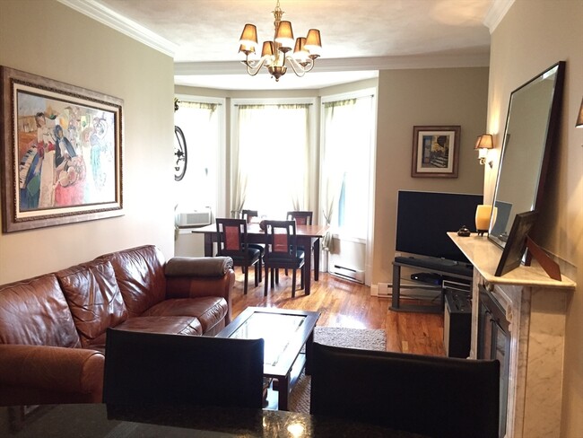 185 Beacon St in Boston, MA - Building Photo - Building Photo