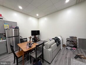 910 Arch St in Philadelphia, PA - Building Photo - Building Photo