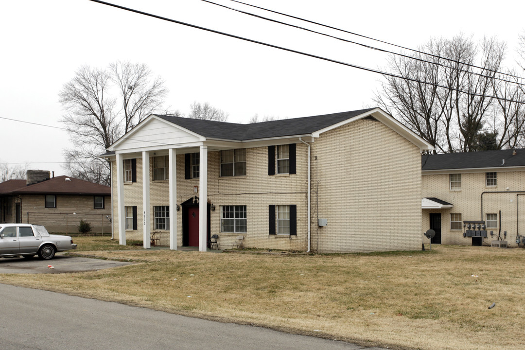 1610 Brick Kiln Ln in Louisville, KY - Foto de edificio