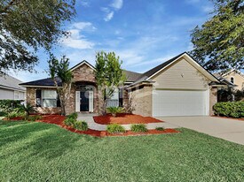 1468 Canopy Oaks Dr in Orange Park, FL - Building Photo