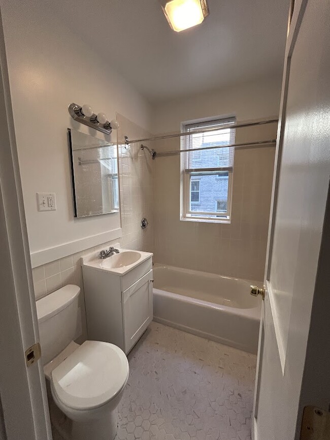 49 Saint Stephen St, Unit 16 in Boston, MA - Building Photo - Building Photo