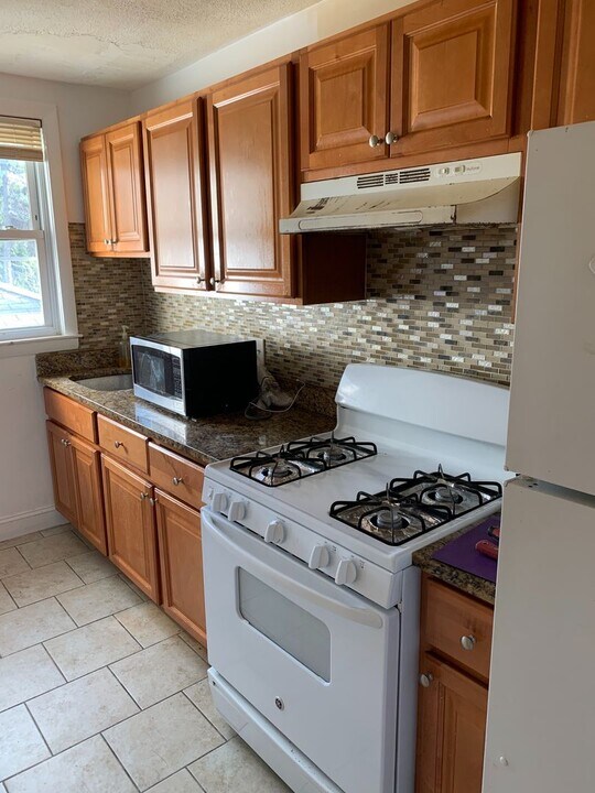 500-502 Beach St in Revere, MA - Building Photo
