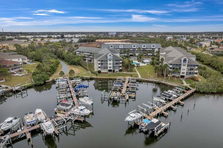 5567 Sea Forest Dr, Unit Still Waters Retreat in New Port Richey, FL - Building Photo