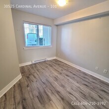 30525 Cardinal Ave in Abbotsford, BC - Building Photo - Building Photo