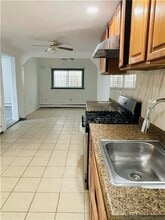 2848 Richmond Ter in Staten Island, NY - Building Photo - Building Photo