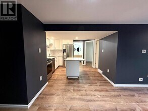 703 Robert Ferrie Dr in Kitchener, ON - Building Photo - Building Photo