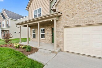 453 Friendly Ave in Nicholasville, KY - Building Photo - Building Photo