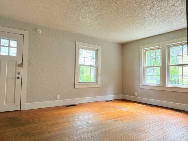212 N Shipley St in Seaford, DE - Building Photo - Building Photo