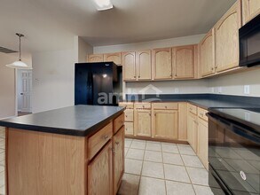 2043 Cripplecreek Dr in Ladson, SC - Building Photo - Building Photo