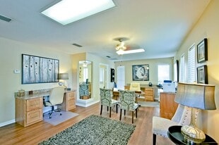 600 Baylor in Longview, TX - Building Photo