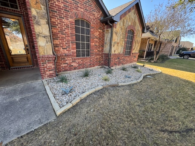 569 Griffith Dr in Saginaw, TX - Building Photo - Building Photo