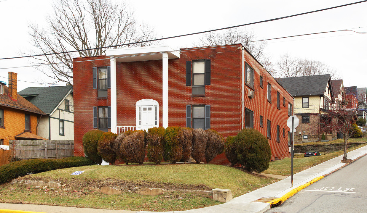 309 Edgewood Ave in Pittsburgh, PA - Building Photo