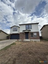 640 Northern Lights Dr in New Braunfels, TX - Building Photo