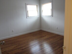 14 Woodcreek Rd in Brookfield, CT - Building Photo - Building Photo