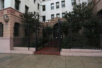 Tuelyn Terrace Apartments in Los Angeles, CA - Building Photo - Building Photo