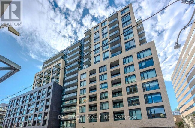 543-543 Richmond St W in Toronto, ON - Building Photo - Building Photo