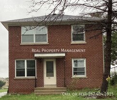 6026 S Howell Ave in Milwaukee, WI - Building Photo