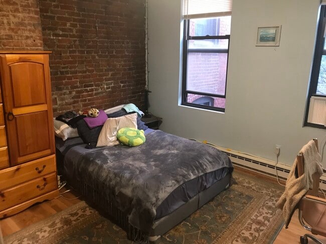 227 Washington St in Brookline, MA - Building Photo - Building Photo