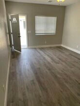 1400 Star Rd in Pahrump, NV - Foto de edificio - Building Photo