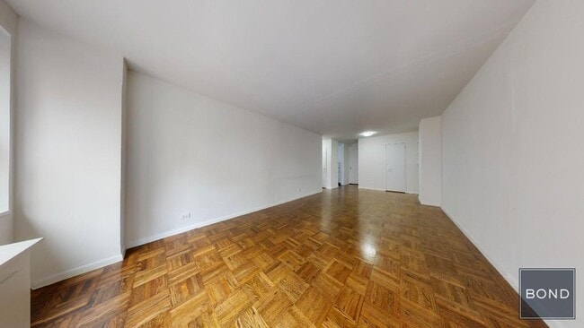 96 5th Ave in New York, NY - Building Photo - Building Photo