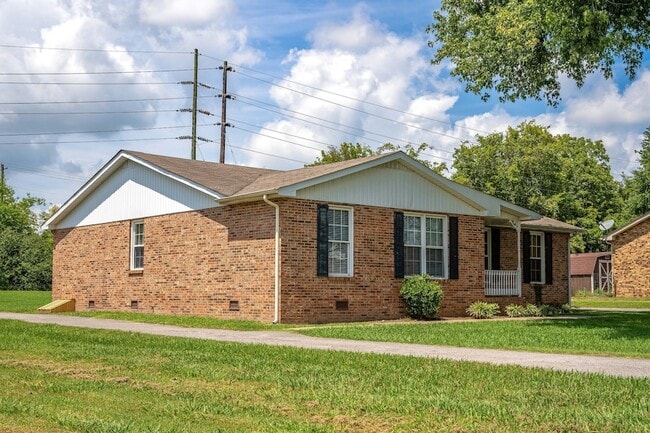 property at 1190 Meadowview Dr