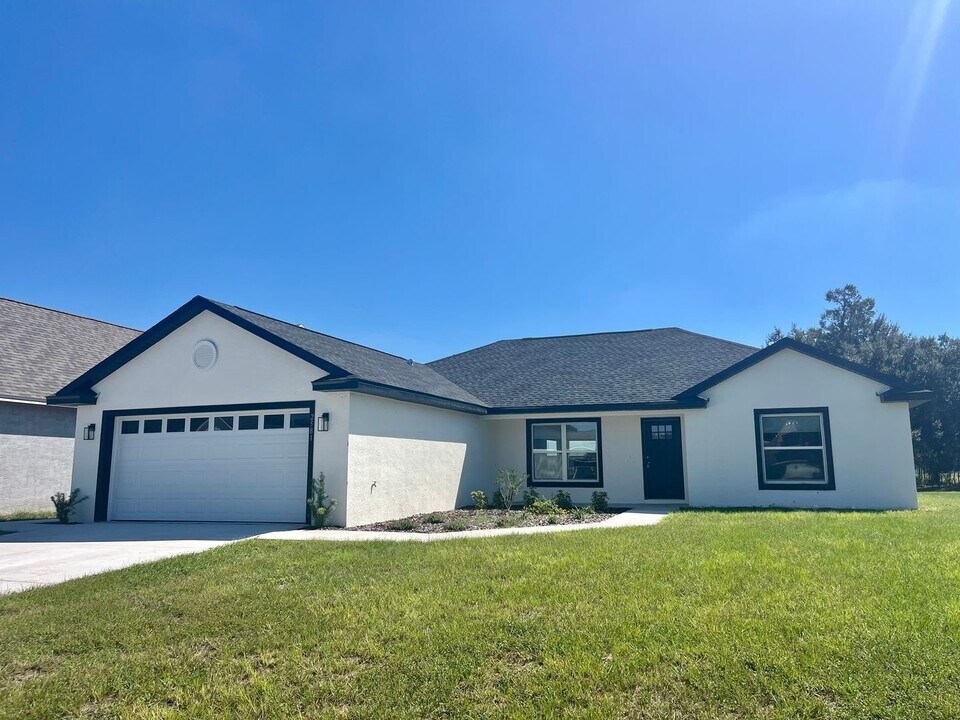 2581 SE 75th Blvd in Bushnell, FL - Building Photo