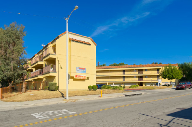 Bamboo Garden in La Puente, CA - Foto de edificio - Building Photo