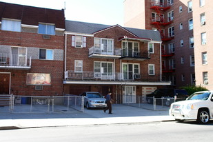 14336-14338 Sanford Ave Apartamentos