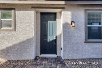 4048 N Atoll Reefs St in North Las Vegas, NV - Building Photo - Building Photo