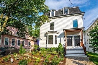 38 Chester St in Somerville, MA - Building Photo - Building Photo