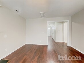 4053 Laurel Glen Dr in Raleigh, NC - Building Photo - Building Photo