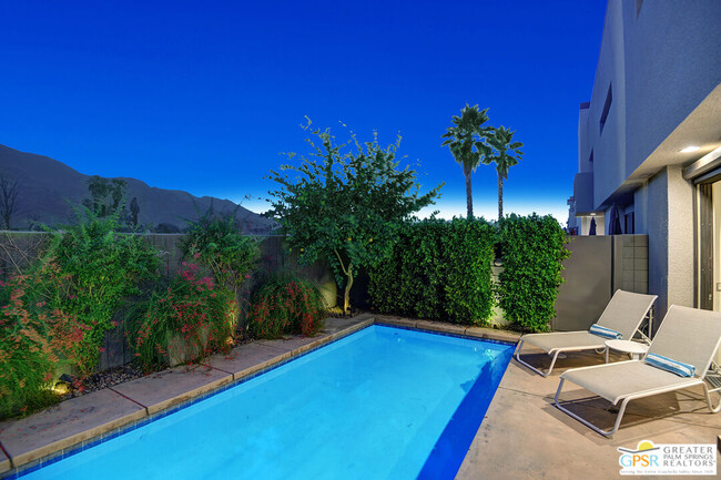 1456 E Baristo Rd in Palm Springs, CA - Building Photo - Building Photo