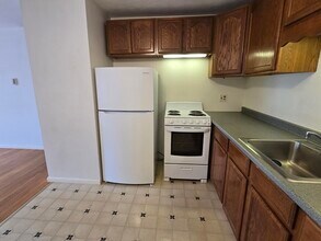 5 Colonial Village Dr in Arlington, MA - Building Photo - Building Photo
